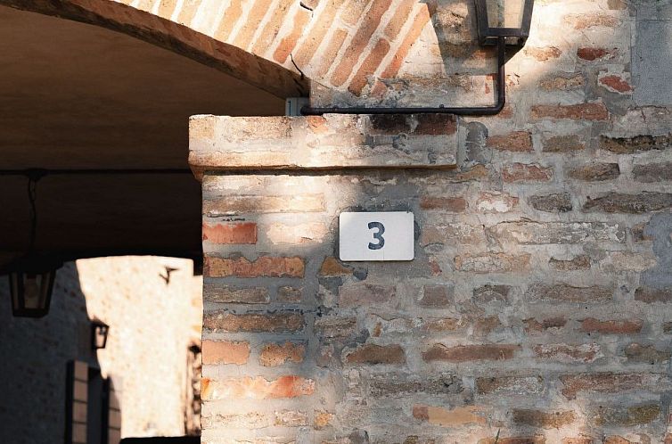 Appartement Studio-Apartment mit Garten, Grill, Pool und Aus