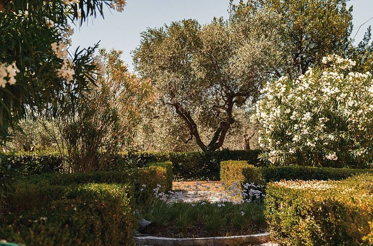 Appartement Mit Mezzanin und Schwimmbad, in einem Bauernhaus