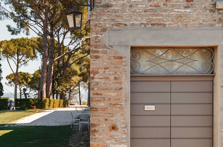 Appartement Studio-Apartment mit Sommerpool, Garten und Auss