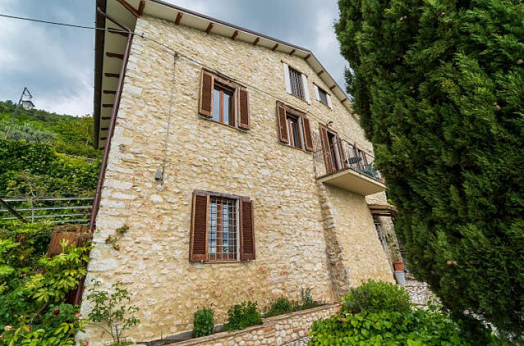 Vrijstaande woning in Spoleto