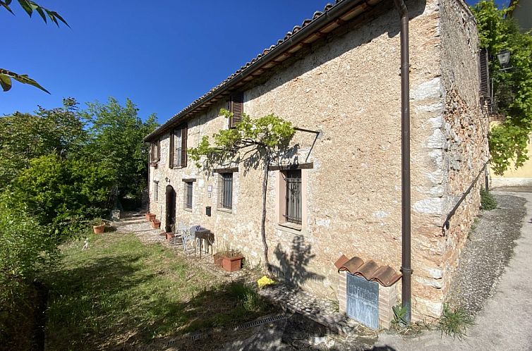 Unterkunft 09615204 - Ferienhaus Umbrien / Marken - Geschakelde woning in Spoleto