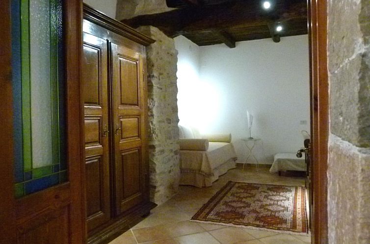 Geschakelde woning in Spoleto