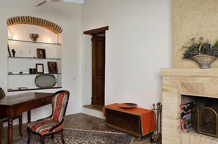 Geschakelde woning in Spoleto