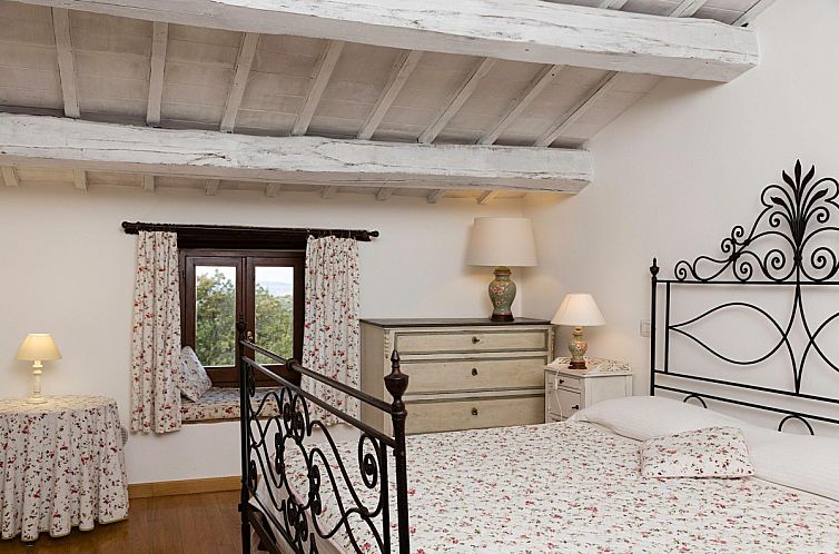 Geschakelde woning in Spoleto