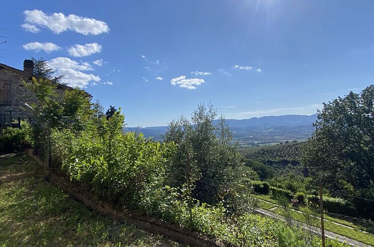 Geschakelde woning in Spoleto