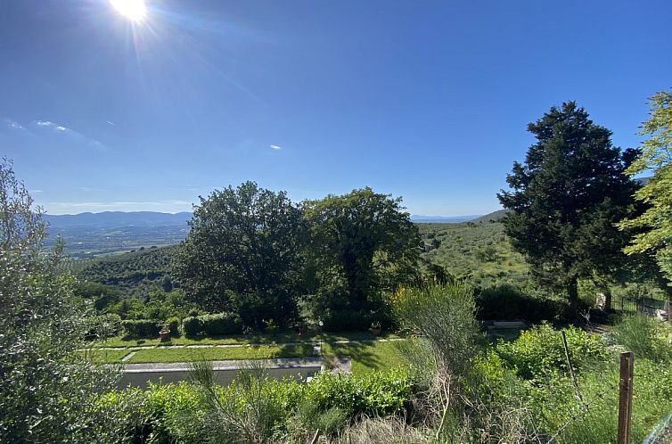 Geschakelde woning in Spoleto
