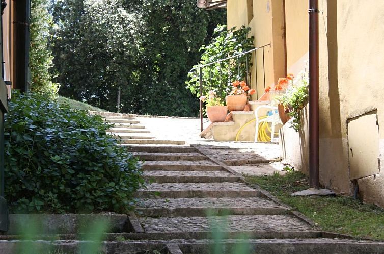 Appartement in Spoleto mit Garten, Grill und Terrasse