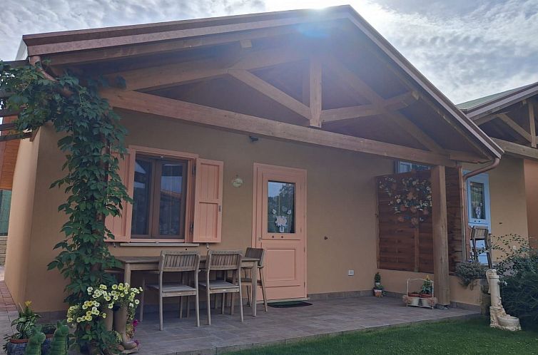 Unterkunft 09615216 - Ferienhaus Umbrien / Marken - Vakantiehuis 'Vindemia la salmon