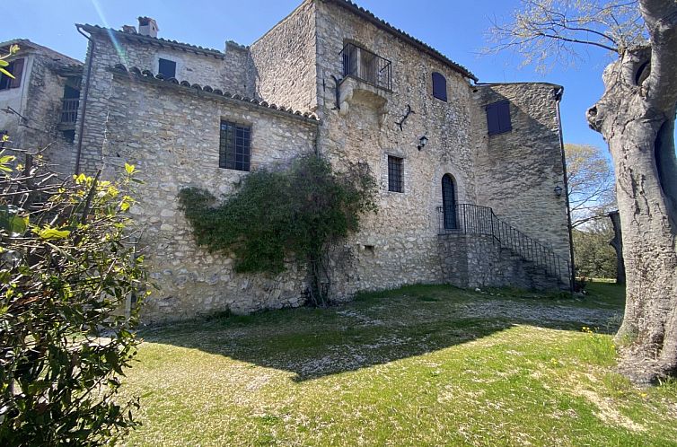 Vrijstaande woning in Spoleto