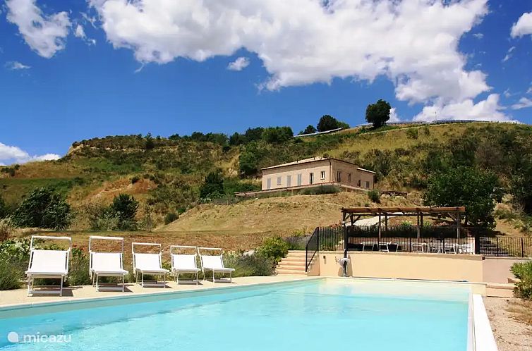 Guest house 0961804 - Apartment Umbria / Marché - Villa Monte Calvo, Casa Vista Mare