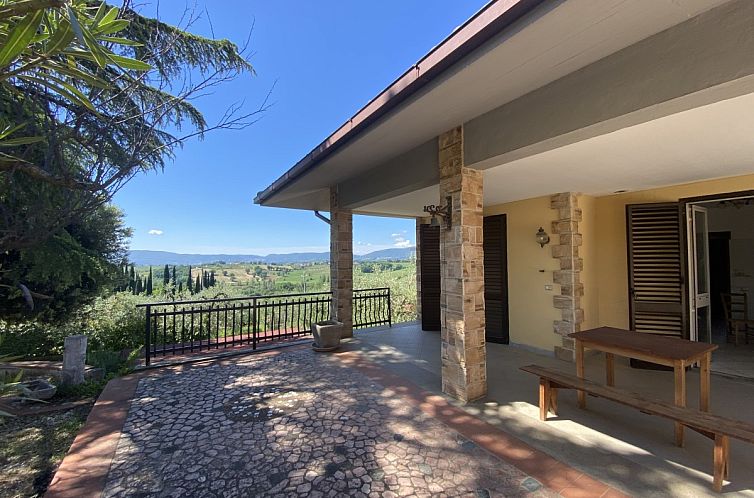 Vrijstaande woning in Terni