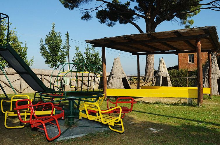 Appartement in Castiglione Del Lago mit Garten, Grill und Te