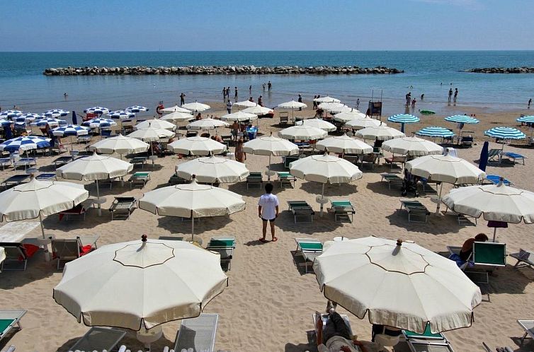 Guest house 09620802 - Apartment Umbria / Marché - Appartement in Cupra Marittima