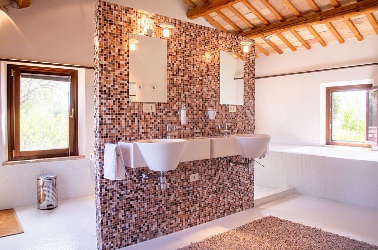 Vakantiehuis Villa Gelso mit Pool, Sauna und atemberaubender