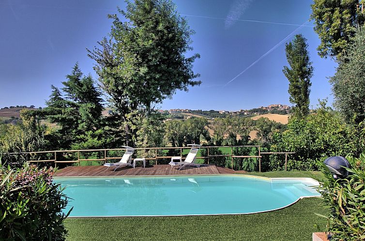 Vakantiehuis Haus der Musik 270m Veranda, Garten und Pool