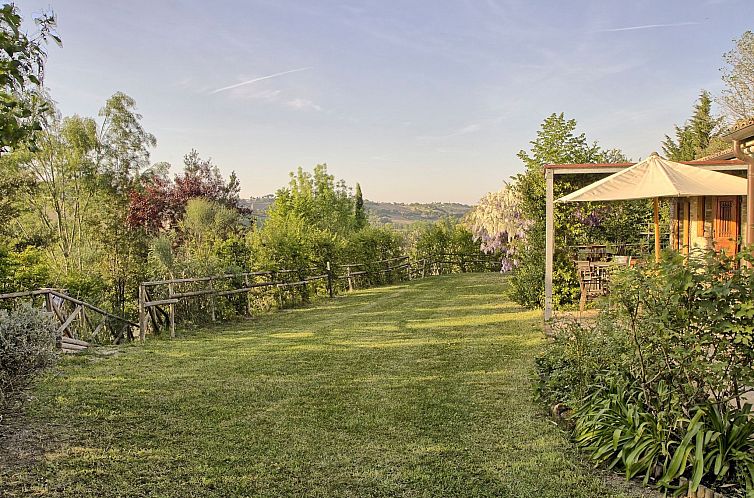 Vakantiehuis Haus in Ostra mit privatem Pool