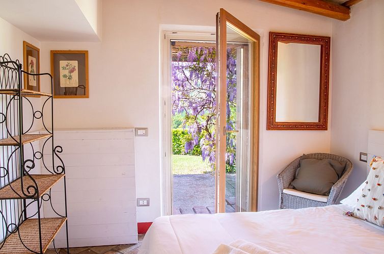 Vakantiehuis Haus in Ostra mit privatem Pool