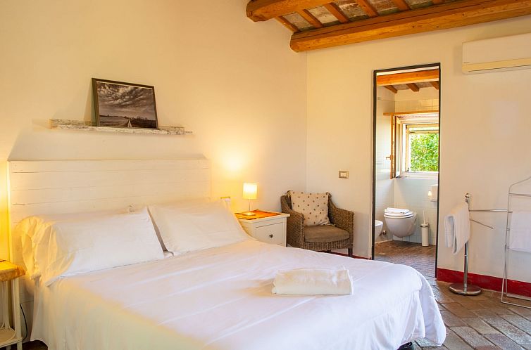 Vakantiehuis Haus in Ostra mit privatem Pool