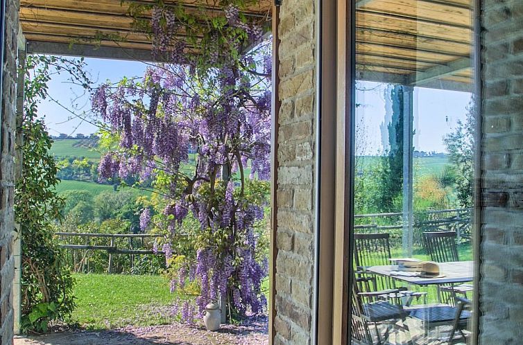 Vakantiehuis Haus in Ostra mit privatem Pool