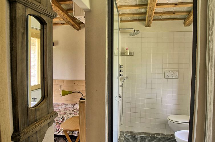 Vakantiehuis Haus in Ostra mit privatem Pool