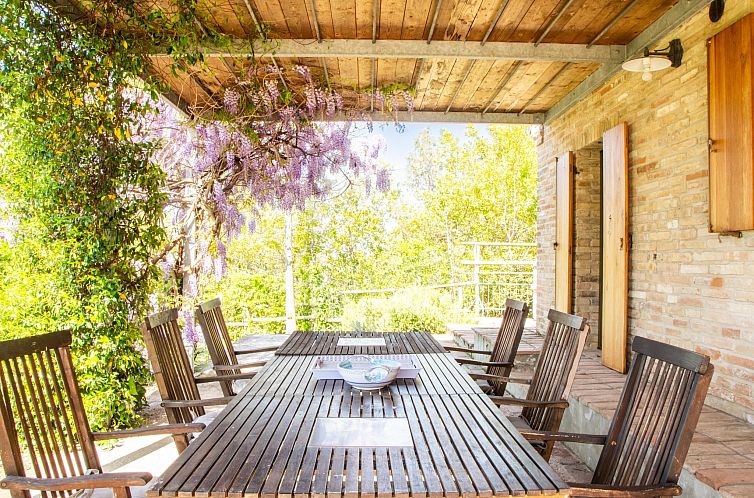 Vakantiehuis Haus in Ostra mit privatem Pool