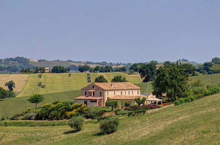 Vrijstaande woning in Ostra