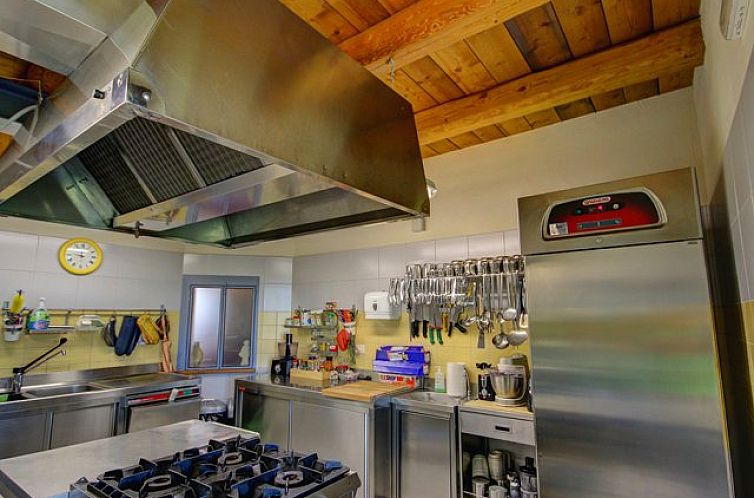 Vrijstaande woning in Ostra