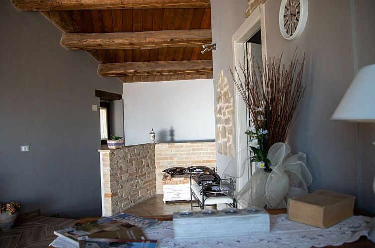 Vakantiehuis Villa mit privatem Pool in der Nähe des Dorfes