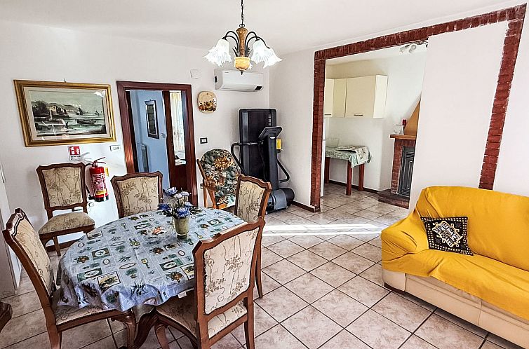 Vakantiehuis Ferienvilla mit privatem Pool und Whirlpool