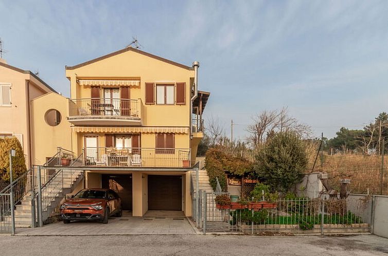 Guest house 09623305 - Apartment Umbria / Marché - Appartement Casale Al Mare