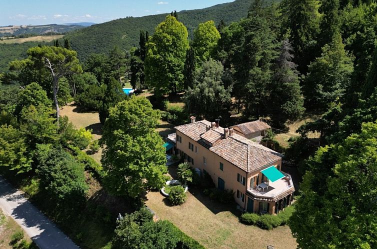 Guest house 0962413 - Holiday property Umbria / Marché - Vrijstaande woning in Arcevia