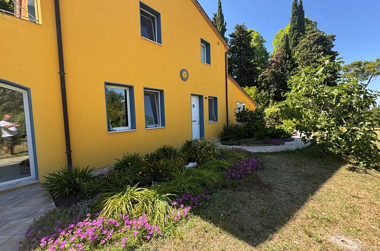 Vrijstaande woning in Arcevia