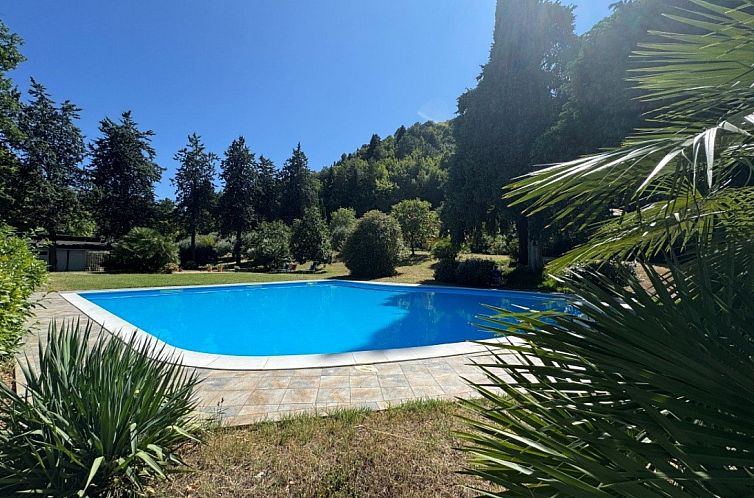 Vrijstaande woning in Arcevia