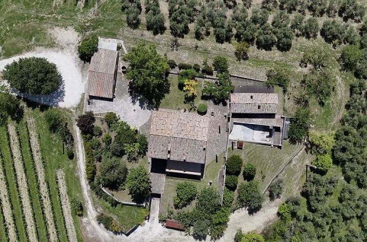 Vrijstaande woning in Arcevia