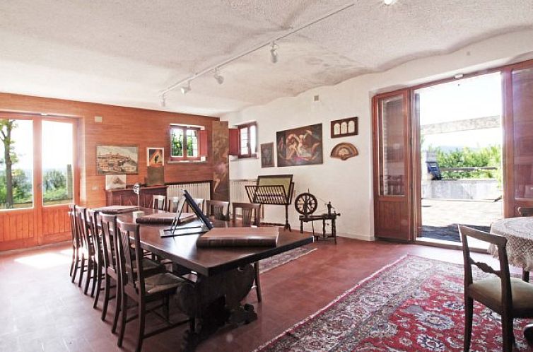 Vrijstaande woning in Arcevia