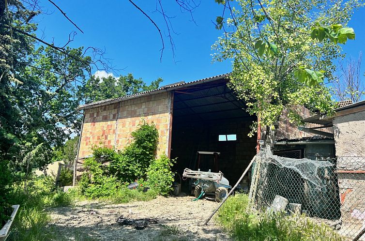 Vrijstaande woning in Arcevia