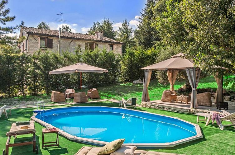 Vrijstaande woning in Cagli