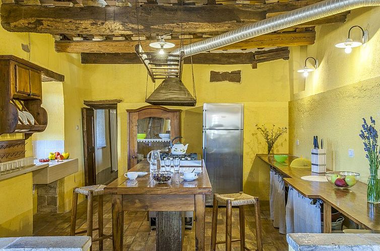 Vakantiehuis Ferienvilla 'Checello' mit privatem Pool