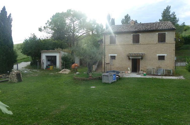 Vrijstaande woning in Morrovalle