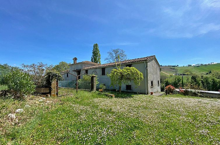 Vrijstaande woning in Loretello