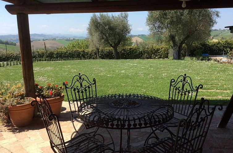 Vakantiehuis La Villa degli Ulivi - Landhaus mit privatem Po