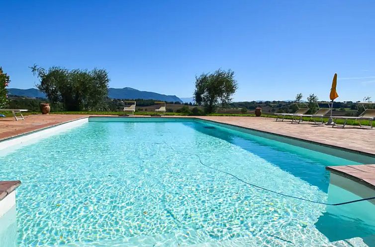 Grote villa met privé zwembad Umbrië