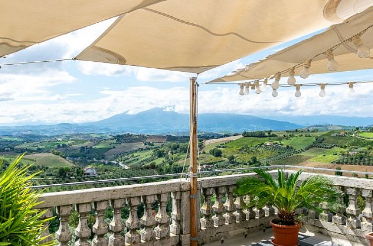 Vrijstaande woning in Offida