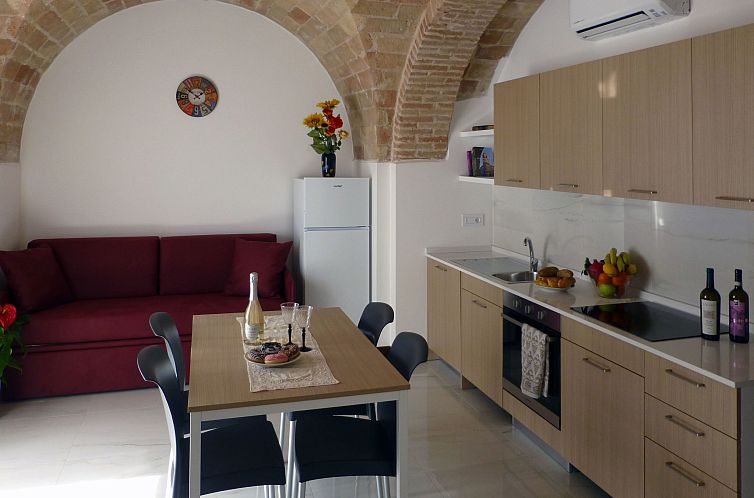 Appartement Residenz Borgo Offida mit großem Garten