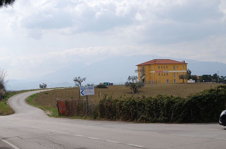 Appartement Residenz Borgo Offida mit großem Garten