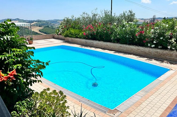 Vrijstaande woning in Belmonte Piceno