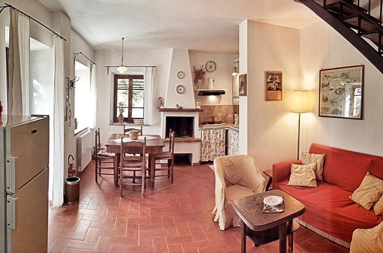 Huisje in Rotecastello