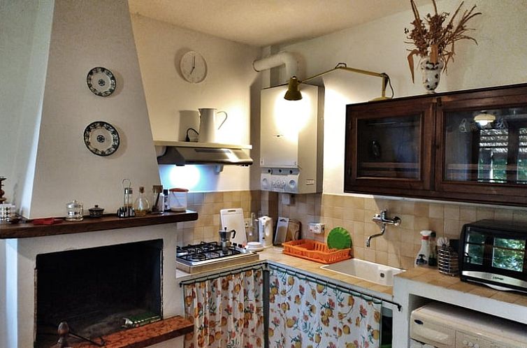 Huisje in Rotecastello