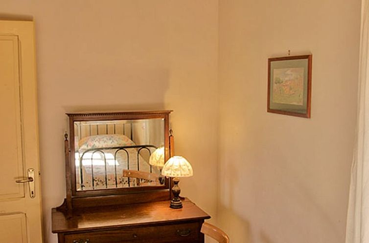 Huisje in Rotecastello