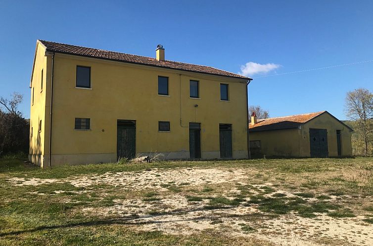 Vrijstaande woning in San Giorgio di Pesaro